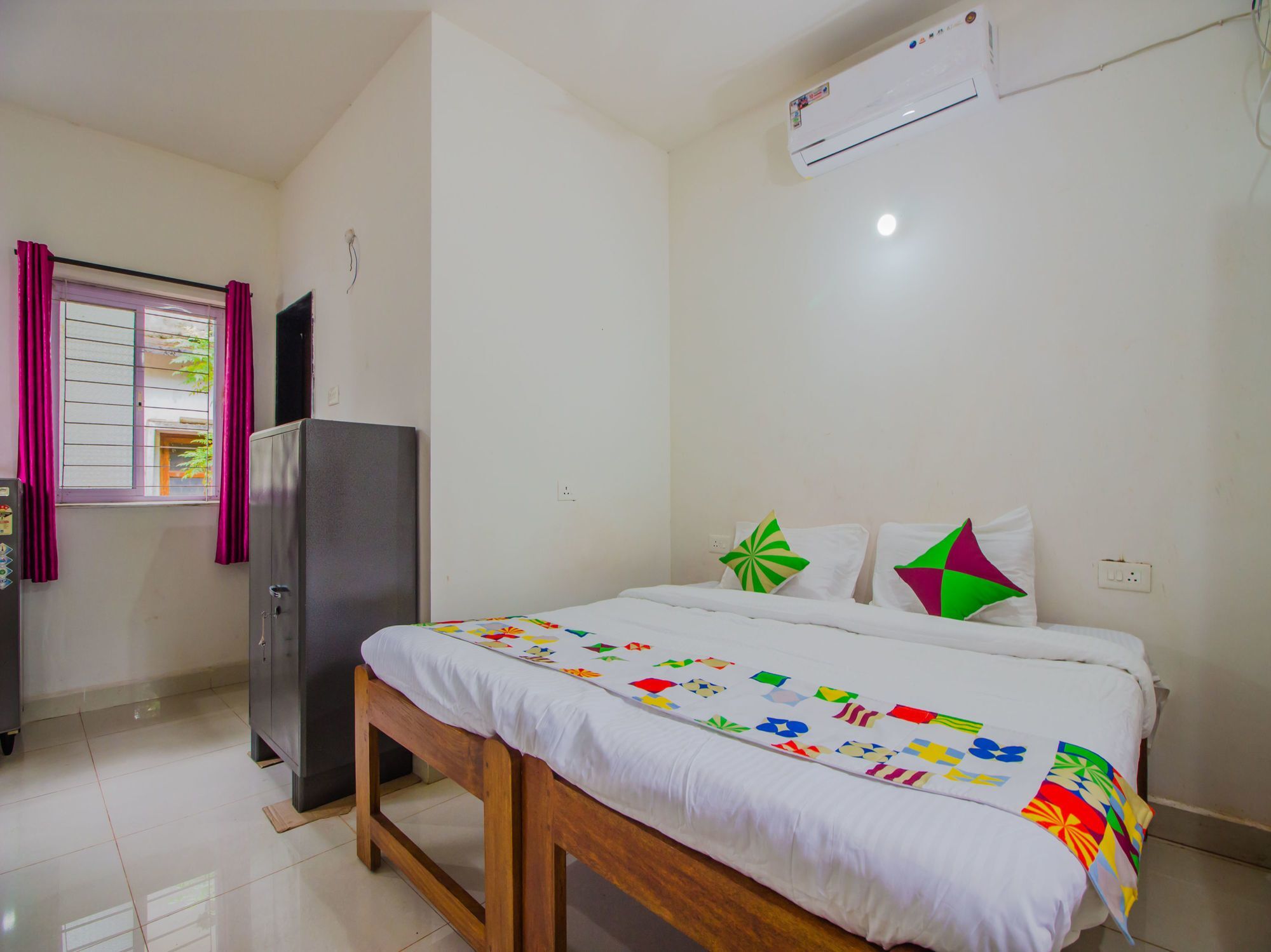 Oyo 13098 Home Studio Siolim Eksteriør bilde